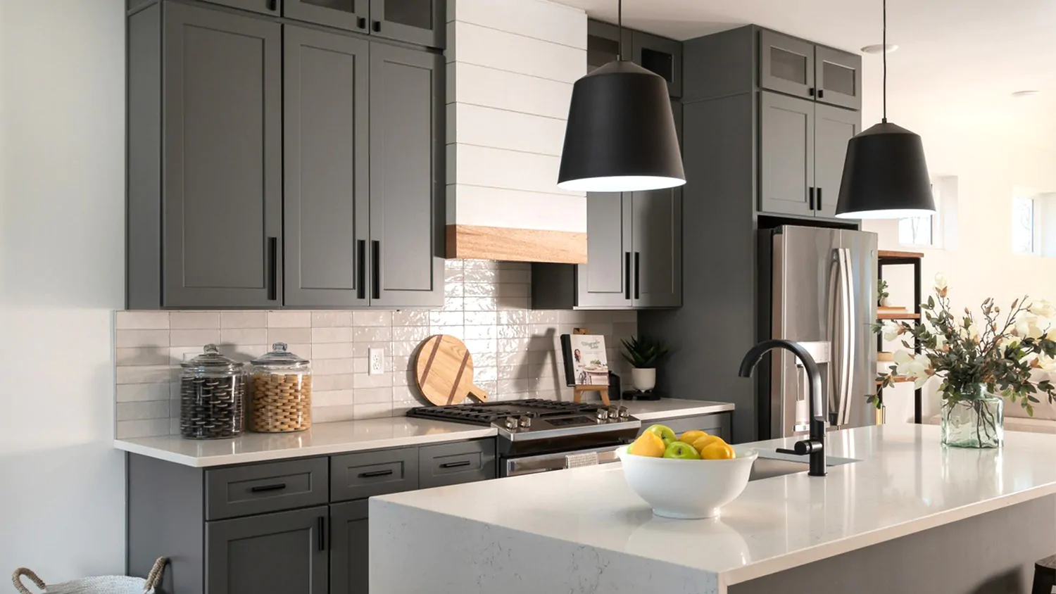 Our cabinets: Oxford Gray